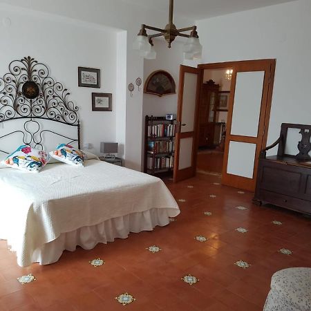 La Terrazza Di Anna Hotel Sassari Bagian luar foto