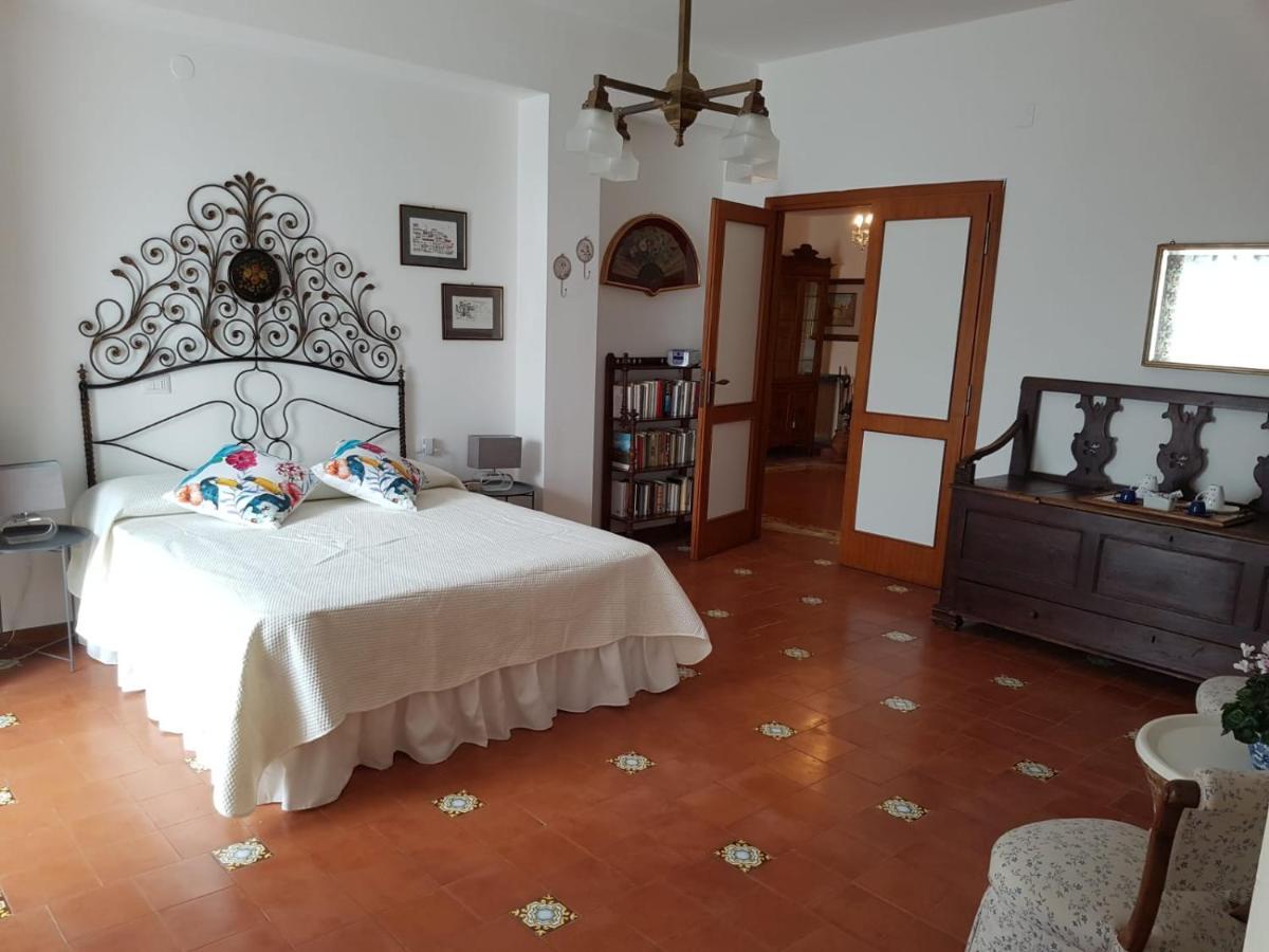 La Terrazza Di Anna Hotel Sassari Bagian luar foto