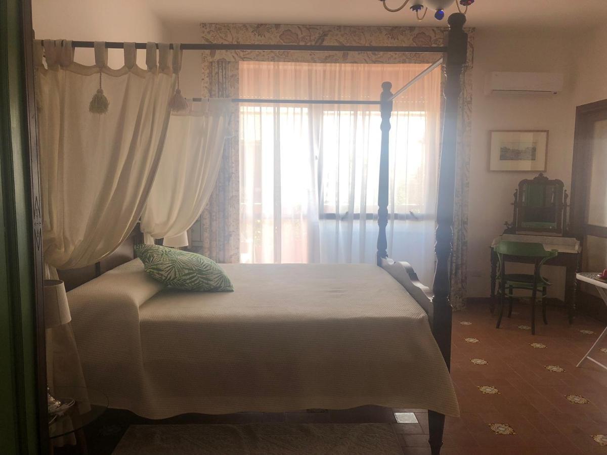 La Terrazza Di Anna Hotel Sassari Bagian luar foto