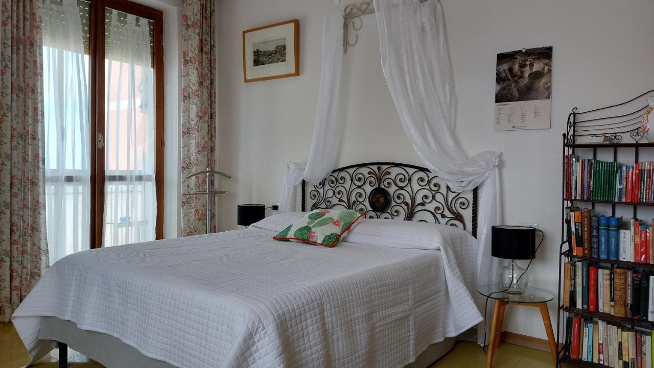 La Terrazza Di Anna Hotel Sassari Bagian luar foto
